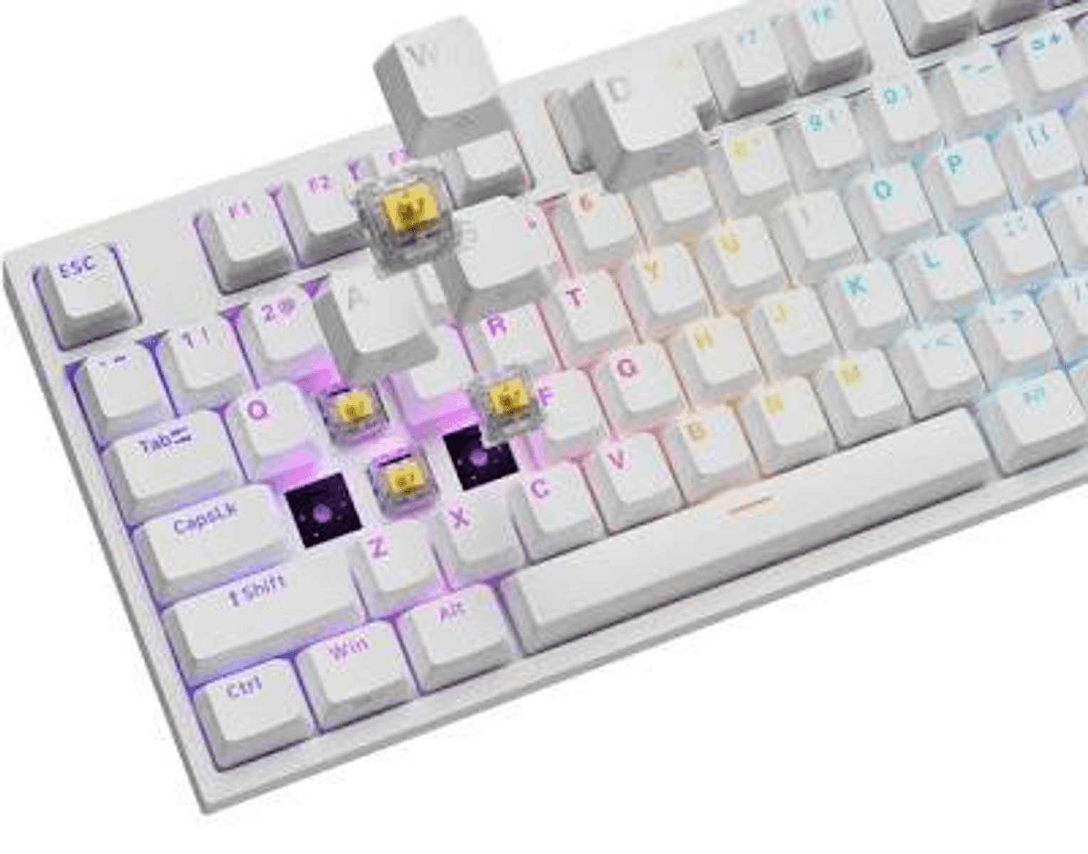 Una tastiera meccanica bianca con luce viola, che mostra tasti rimossi e interruttori gialli.