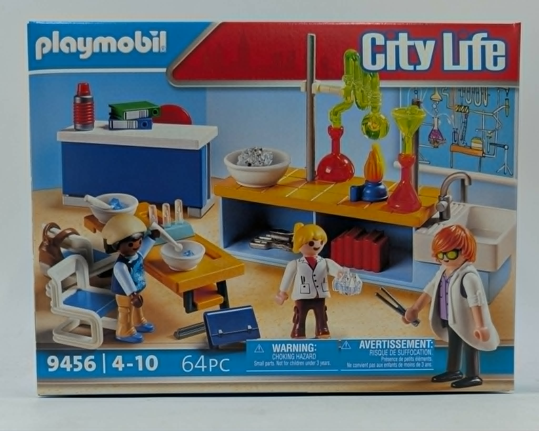 Playmobil City Life Set 9456 mit Figuren, Laborausstattung und Chemietisch.