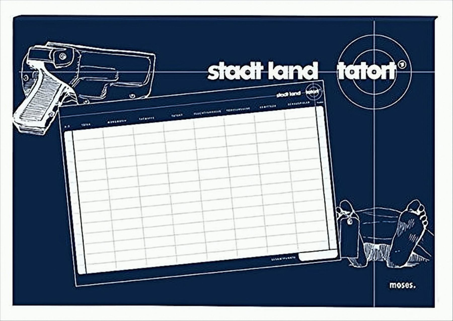 Eine blaue Krimi-Spielbox mit Rasterblatt, Pistolenskizze und Fadenkreuz.