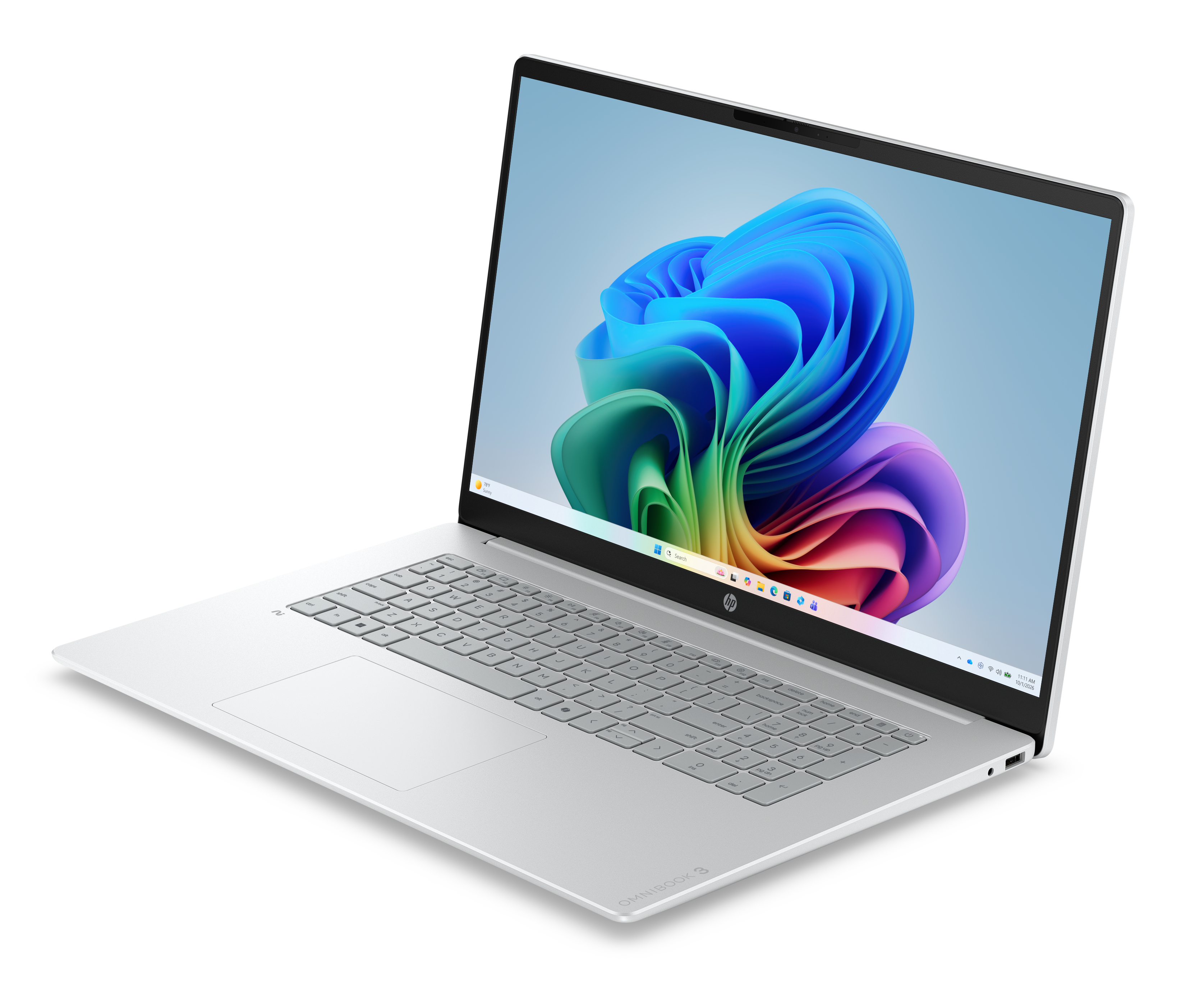 Un laptop argento su sfondo bianco mostra un turbine astratto colorato sullo schermo.