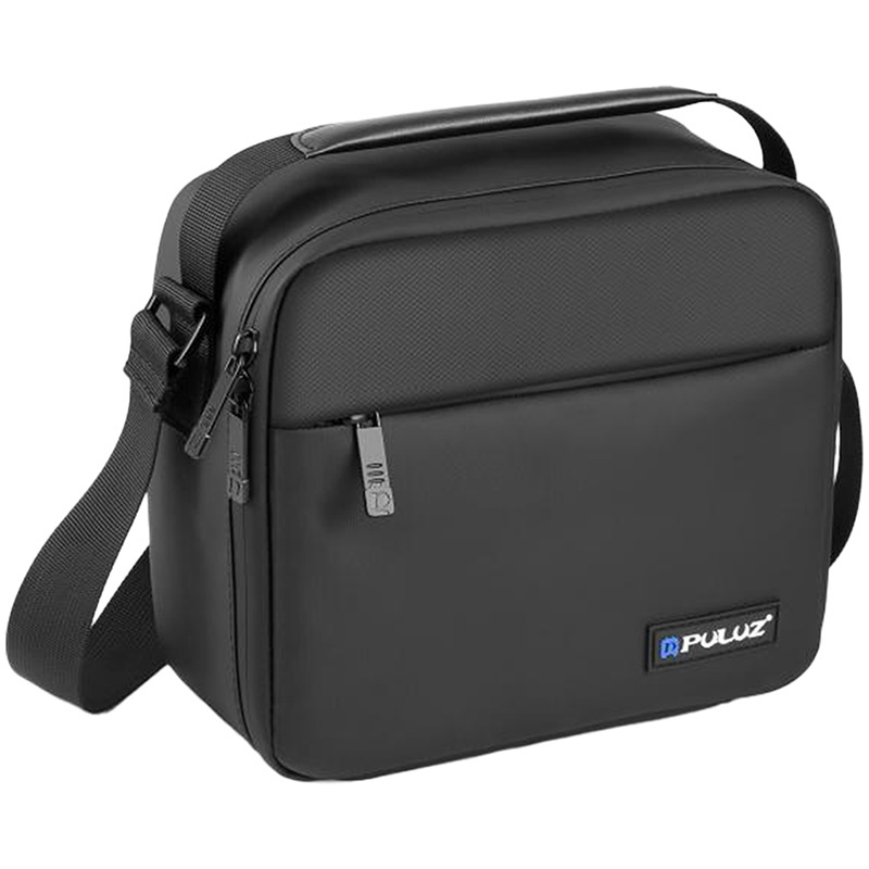 Una borsa a tracolla nera Puluz con manico, cinghia regolabile e tasca frontale con zip su sfondo bianco.