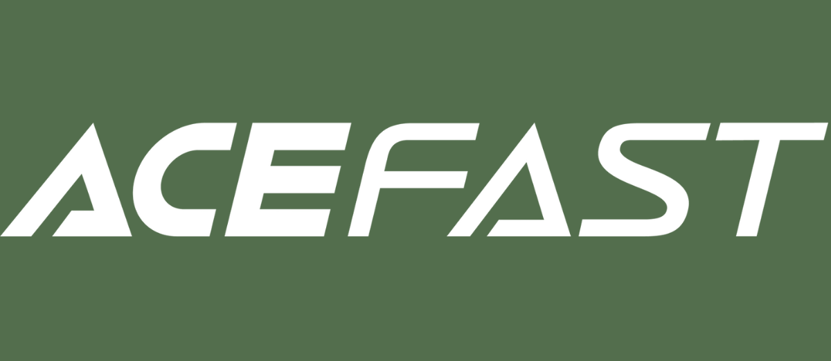 Il logo bianco ACEFAST centrato su uno sfondo verde oliva solido.