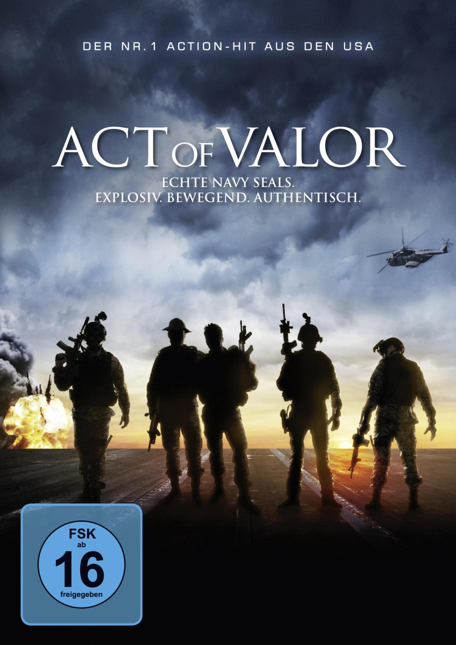 Filmplakat von Act of Valor mit fünf silhouettierten Soldaten, einer Explosion und Hubschrauber bei Sonnenuntergang.