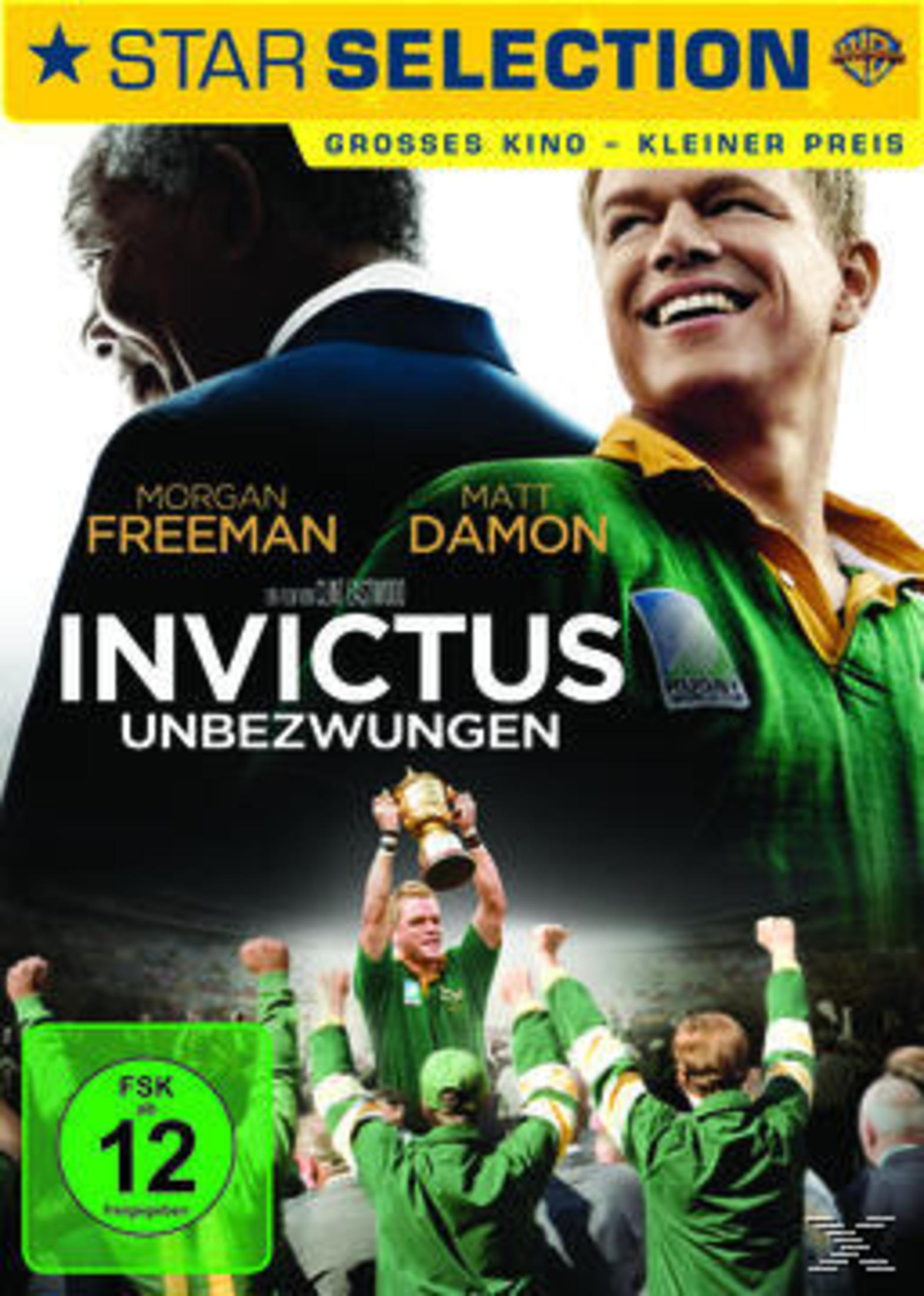 DVD-Cover von Invictus mit Morgan Freeman und Matt Damon, der einen Pokal hoechst. Unten FSK 12.