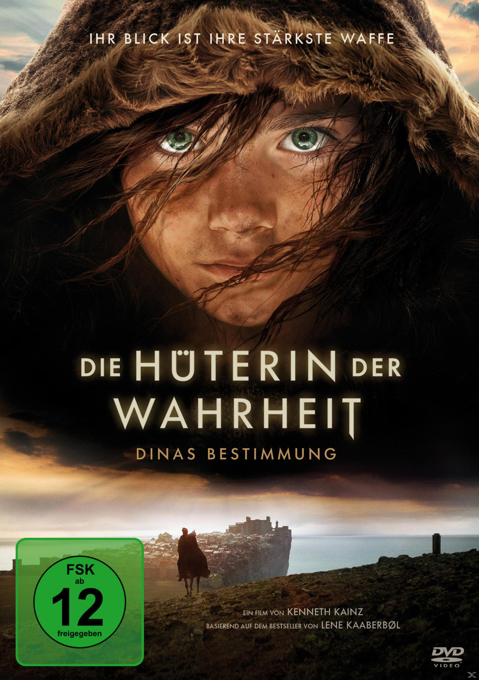 Filmplakat mit einem jungen Mädchen mit auffälligen grünen Augen unter einer Kapuze und einem Reiter vor einer Burg.