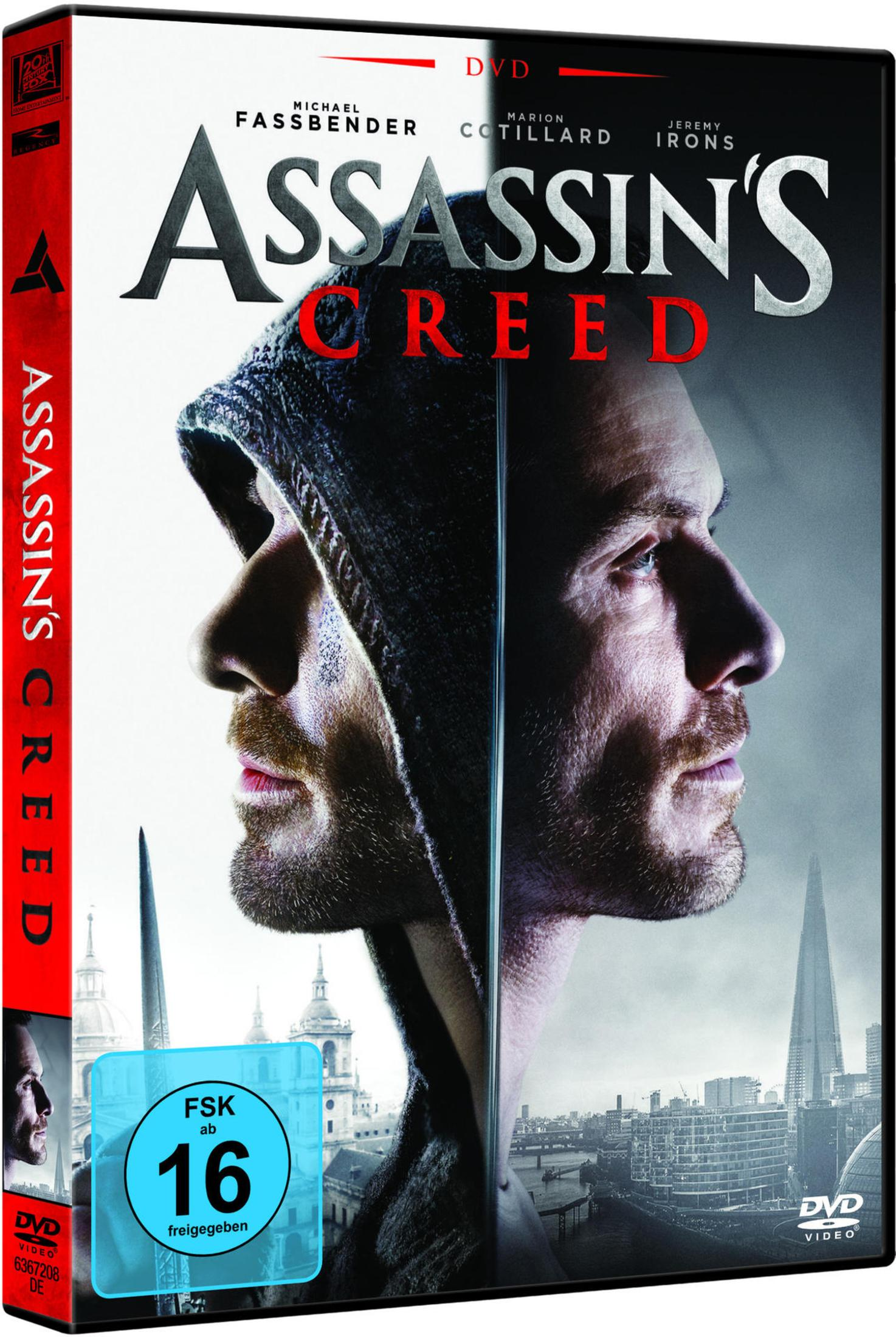DVD-Hülle des Films Assassin's Creed mit Michael Fassbender, einer Kapuze und einer Stadt im Hintergrund.