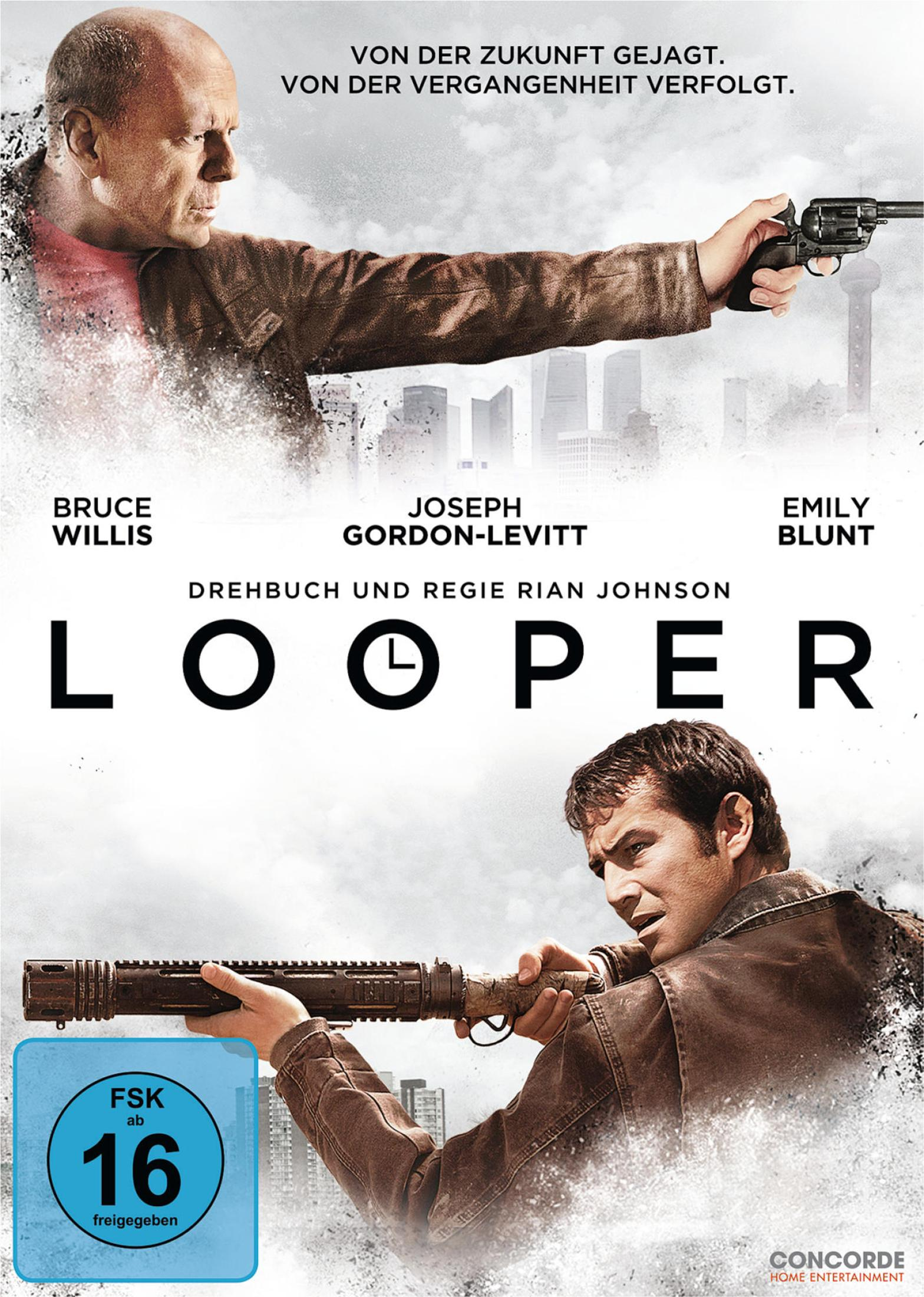 Filmposter von Looper mit Bruce Willis und Joseph Gordon-Levitt, beide halten Waffen vor einer Skyline.