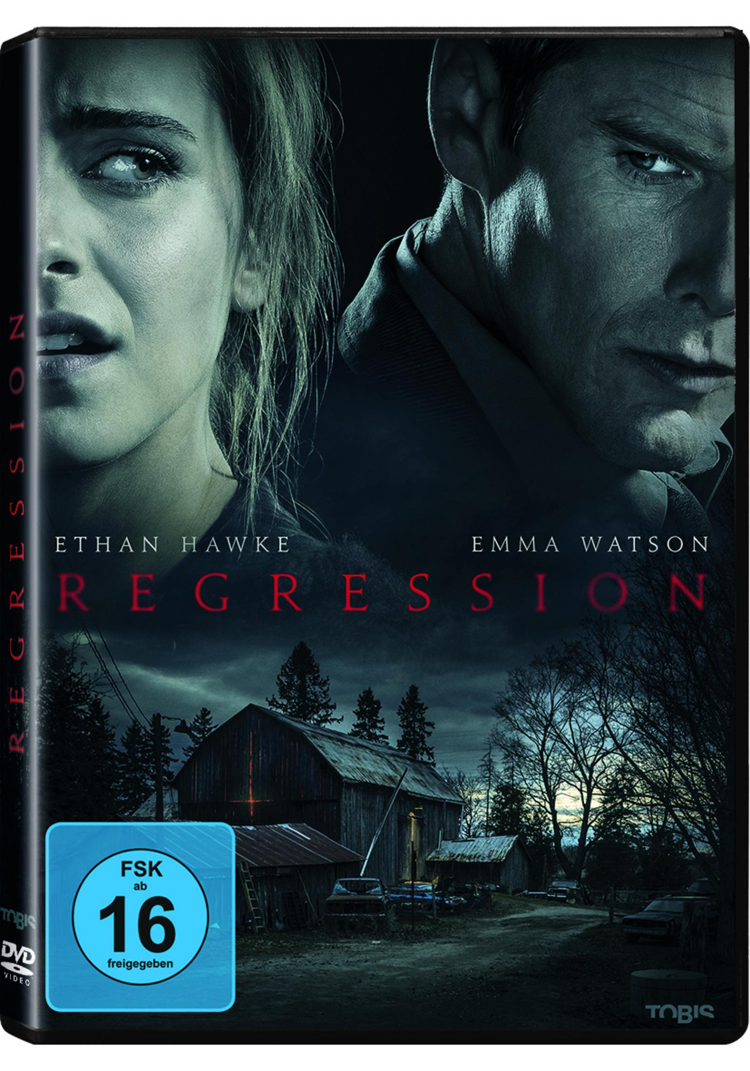 DVD-Hülle von 'Regression' mit Ethan Hawke und Emma Watson über einer dunklen Scheune bei Nacht.