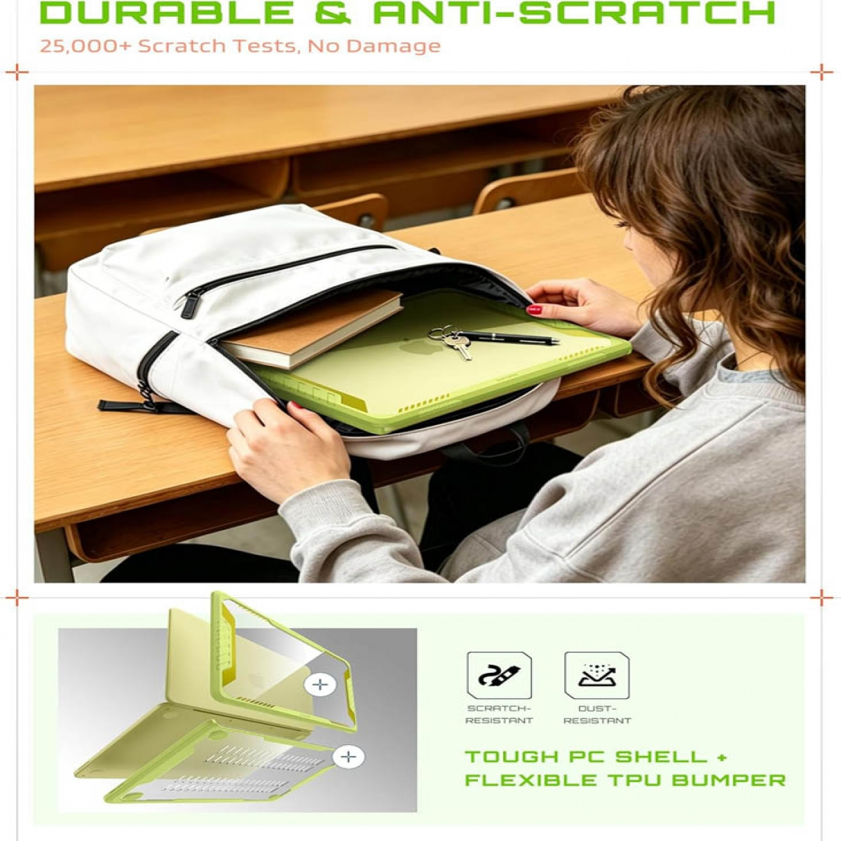 Eine Frau packt ein hellgrünes Tablet mit Stift und Schlüsseln sowie ein Buch aus einer weißen Tasche auf einem Holztisch.