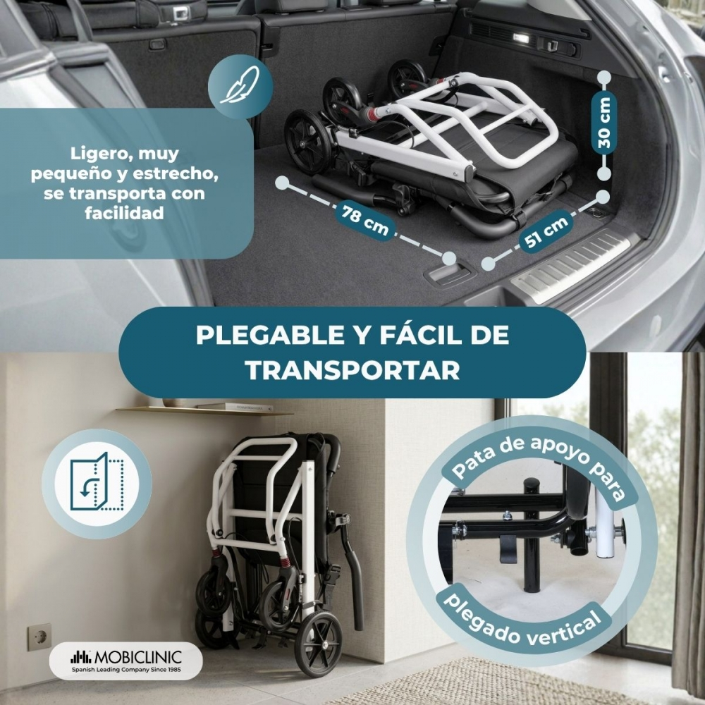 Una silla de ruedas plegable en el maletero de un coche y de pie en una habitación.