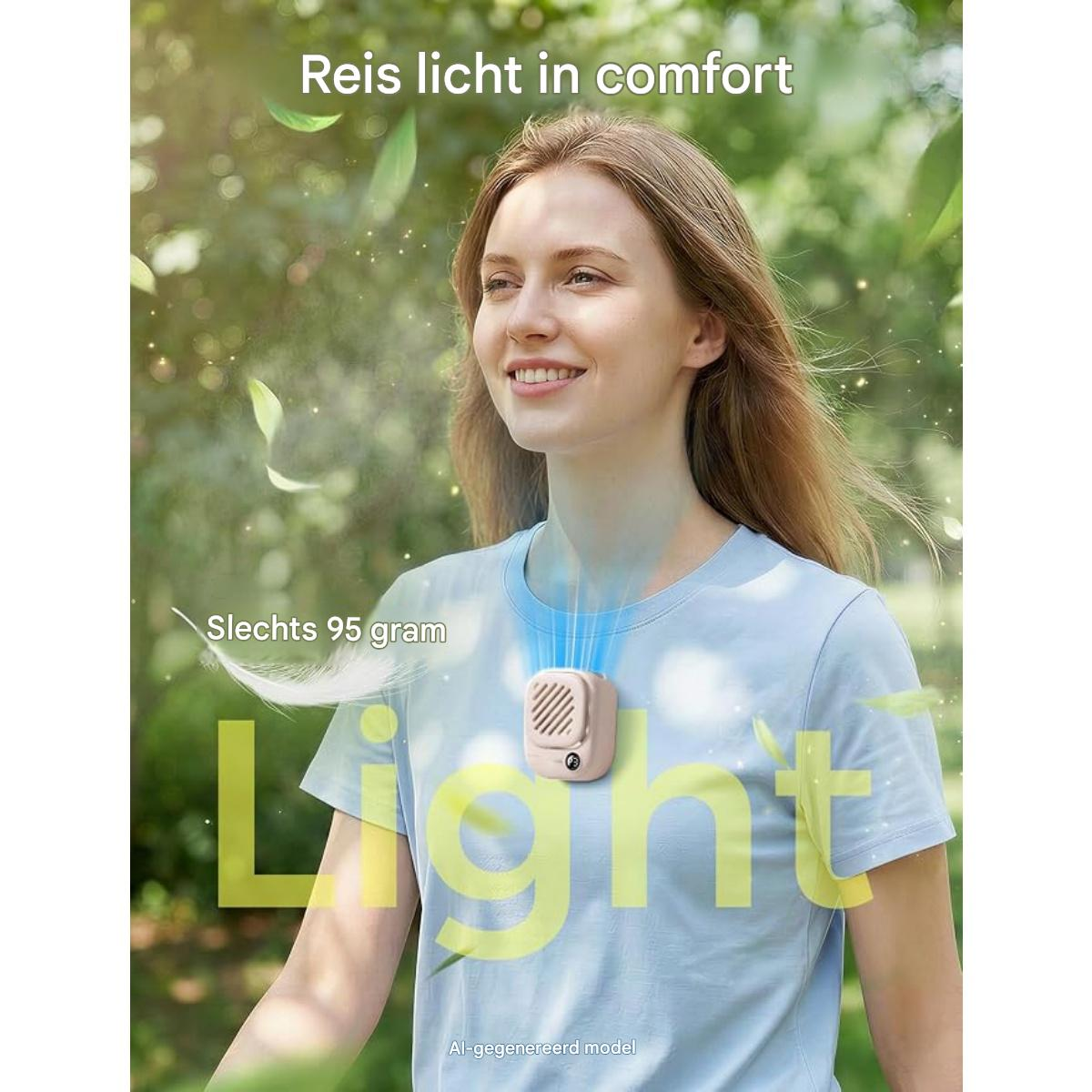 Eine smiling Frau trägt ein kleines blaues T-Shirt mit einem tragbaren Ventilator in der Natur.