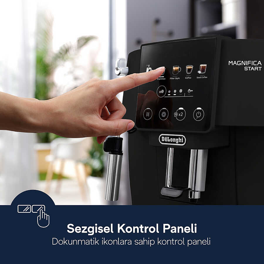 Siyah bir DeLonghi Magnifica Start kahve makinesinin dokunmatik kontrol paneline dokunan bir el.