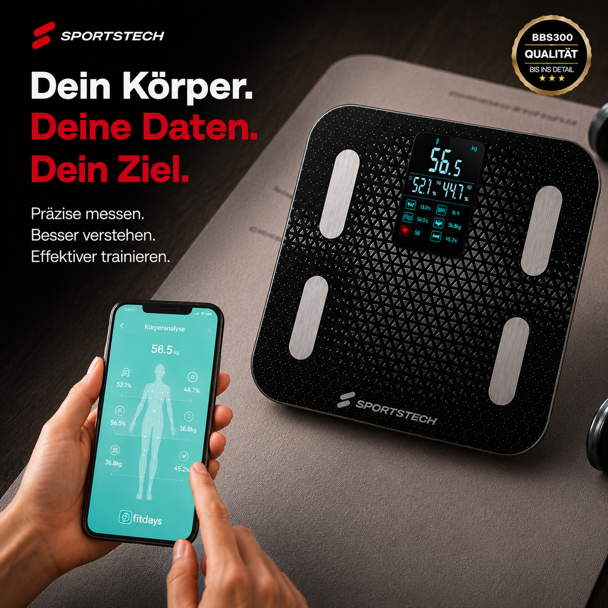 Eine Sportstech Körperanalysewaage und ein Smartphone mit Fitdays-App auf einer grauen Matte.