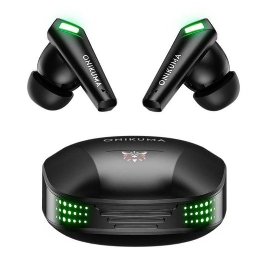 Auricolari wireless Onikuma neri con LED verdi, con due auricolari sopra e una custodia di ricarica sotto su sfondo bianco.