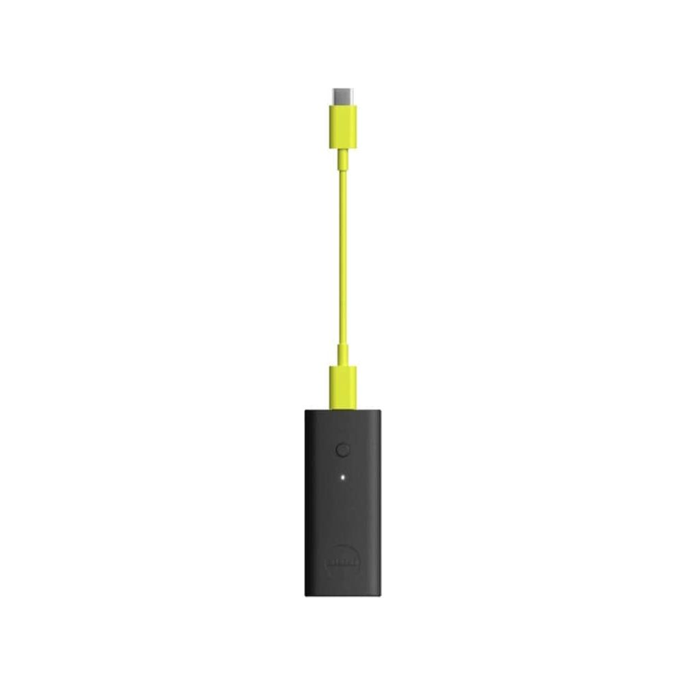 Un adaptateur USB-C noir avec un câble vert vif sur fond blanc.