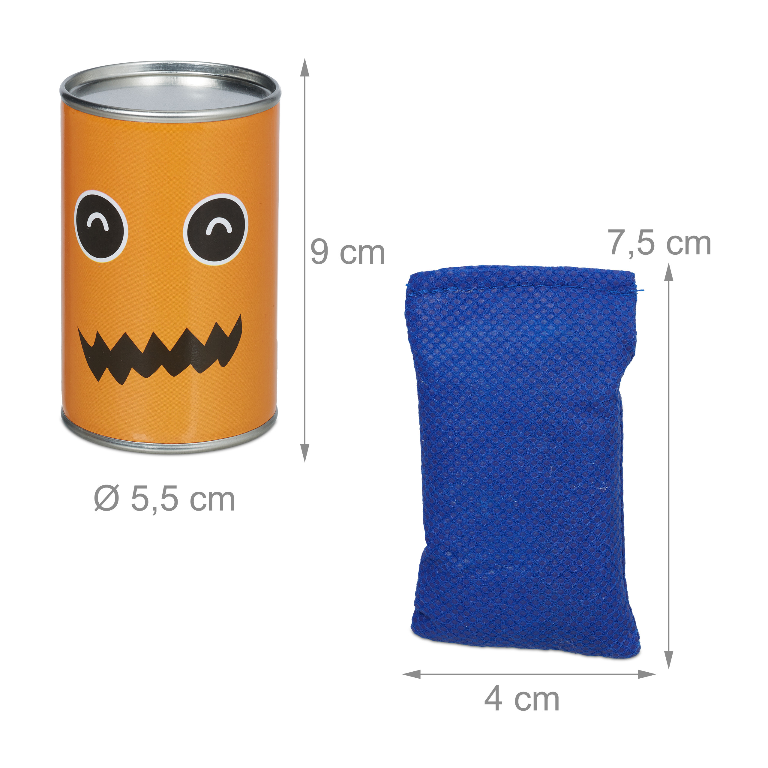 Eine orangefarbene Dose mit Monstergesicht (9x5,5 cm) und ein blauer Wurfbeutel (7,5x4 cm) mit Maßangaben.