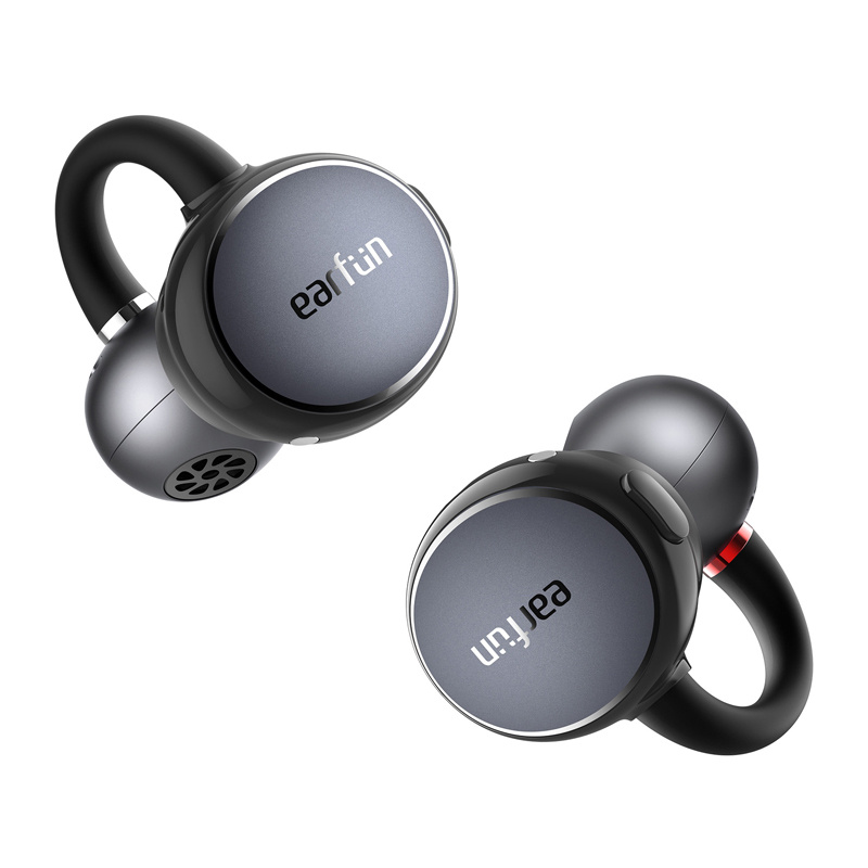 Due cuffie aperte EarFun grigie con archetti su sfondo bianco.