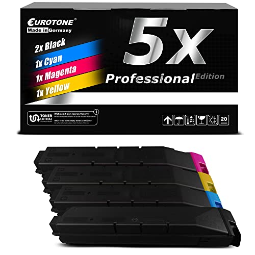 Fünfschachtel mit Tonerkartuschen in Schwarz, Cyan, Magenta und Gelb vor schwarzem Hintergrund.