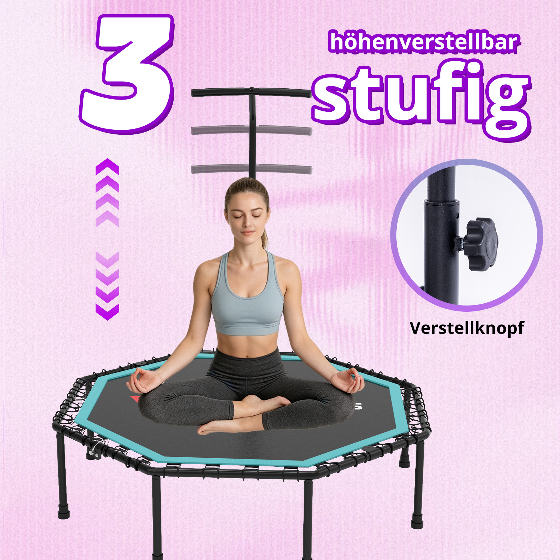 Frau sitzt im Lotussitz auf einem verstellbaren Mini-Trampolin vor pinkem Hintergrund.
