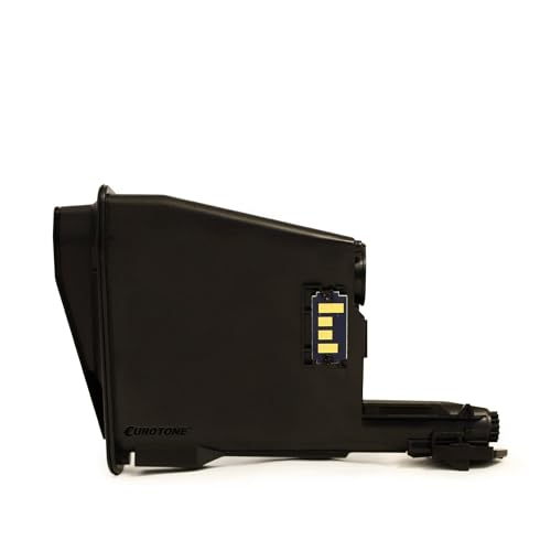 Eine schwarze Druckerpatrone auf weißem Hintergrund mit einem sichtbaren Chip.