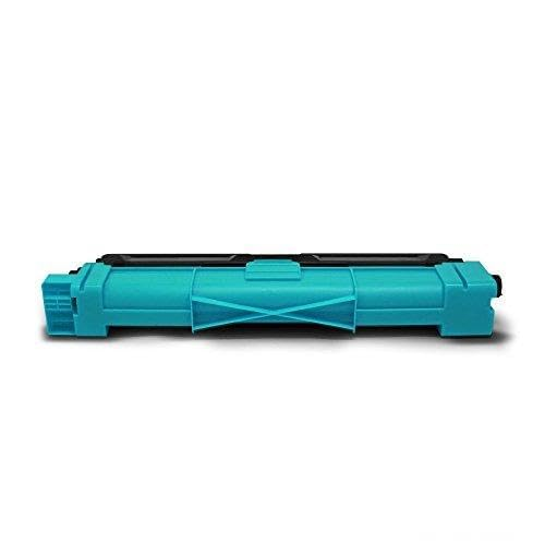 Eine lange, cyanblaue Tonerkassette liegt horizontal auf weißem Hintergrund.
