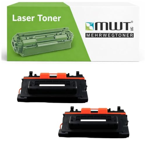 Zwei schwarze Lasertoner-Kartuschen mit orangen Akzenten vor einer grünen und weißen MWT-Verpackung.