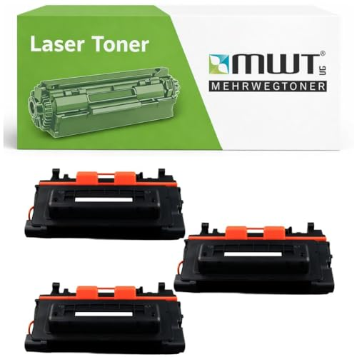 Drei schwarze Lasertoner mit orangen Laschen unter einer weiß-grünen MWT-Tonerverpackung.