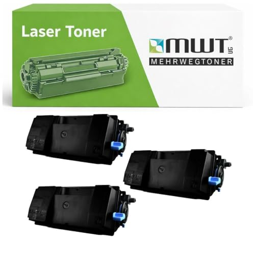 Drei schwarze Laser-Tonerpatronen vor einer Verpackung mit der Aufschrift Laser Toner und MWT.