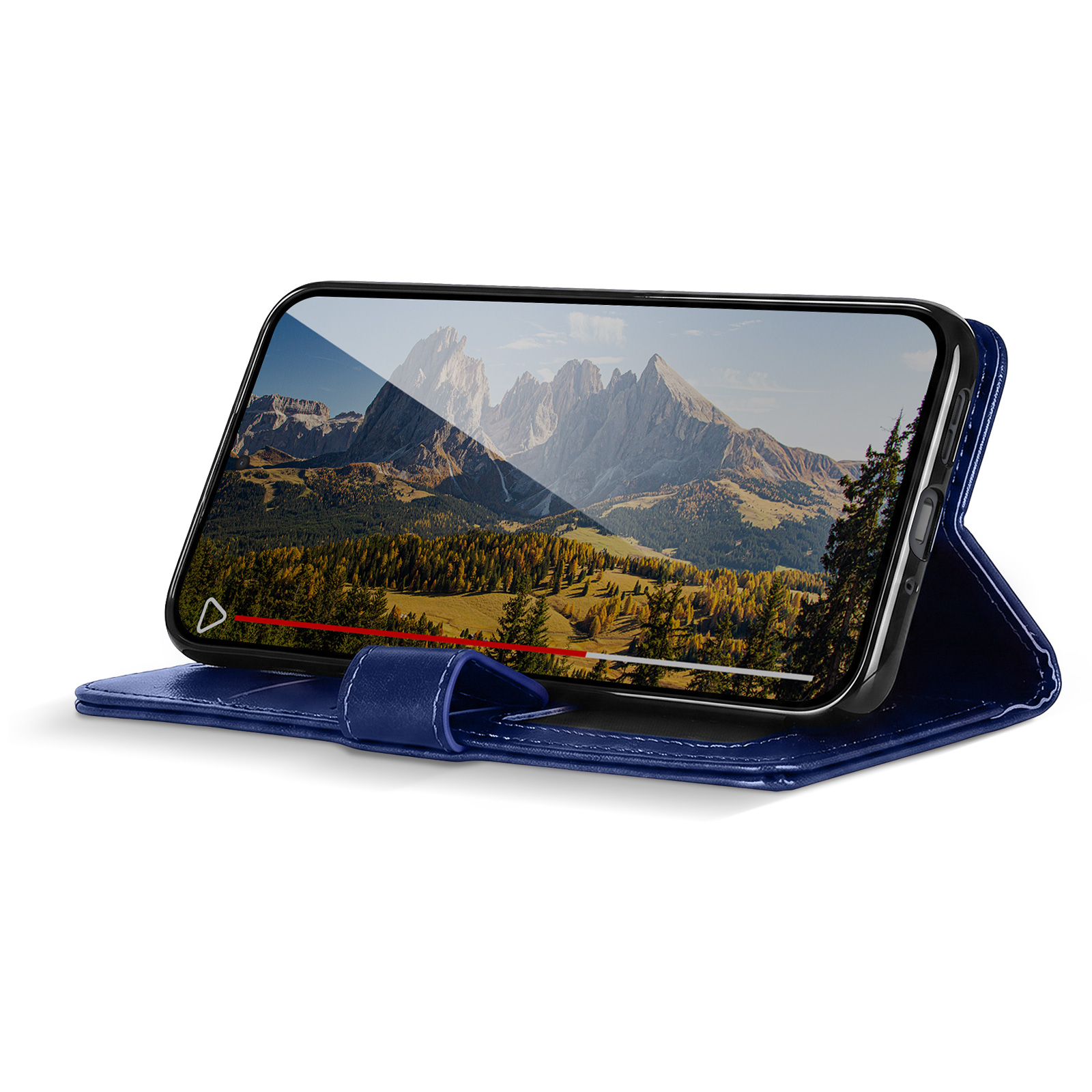 Ein Smartphone in einer blauen Ledertasche, waagerecht aufgestellt, zeigt eine Berglandschaft auf dem Bildschirm.