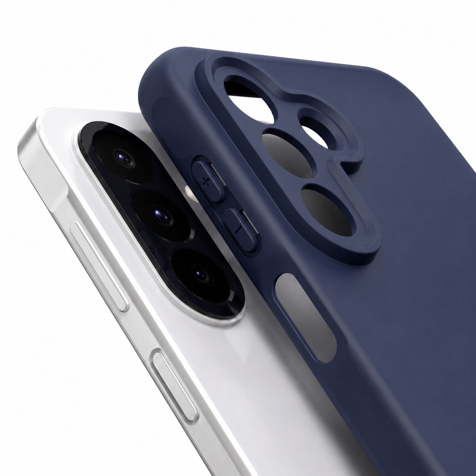Eine weiße Smartphone-Rückseite mit drei vertikalen Kameras und eine dunkelblaue Schutzhülle mit Aussparungen.