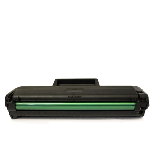 Eine schwarze Drucker-Tonerkartusche mit einer sichtbaren grünen Walze vor weißem Hintergrund.