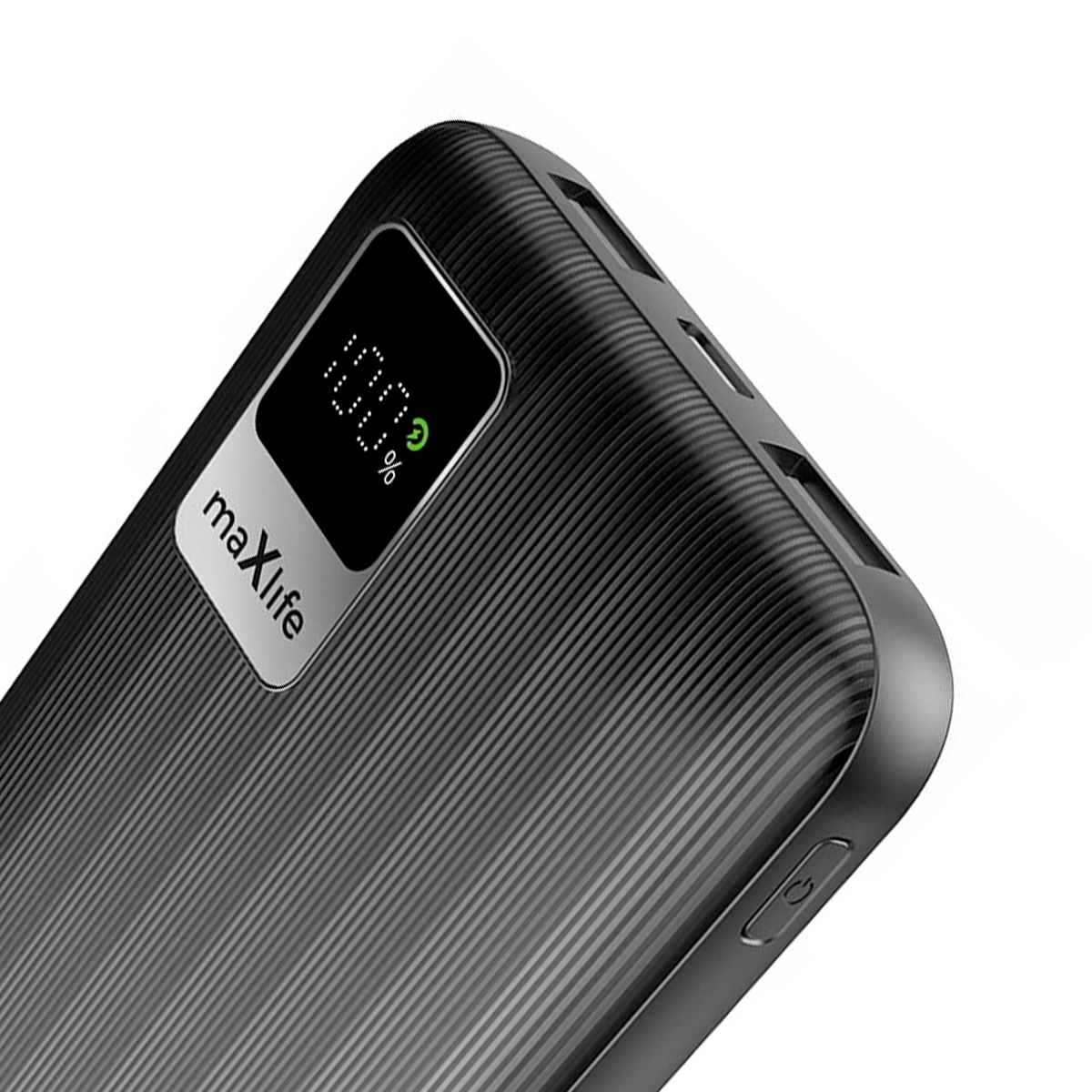 Schwarze Maxlife Powerbank mit digitaler LED-Anzeige, gerippter Textur und Anschlüssen oben.