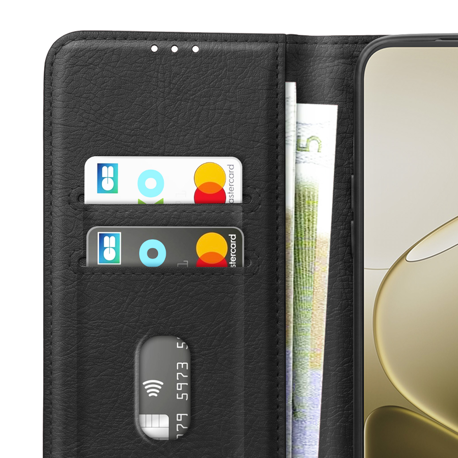 Eine schwarze Smartphone-Brieftasche aus Leder mit Kartenfächern für zwei Karten und Bargeld neben einem Smartphone.
