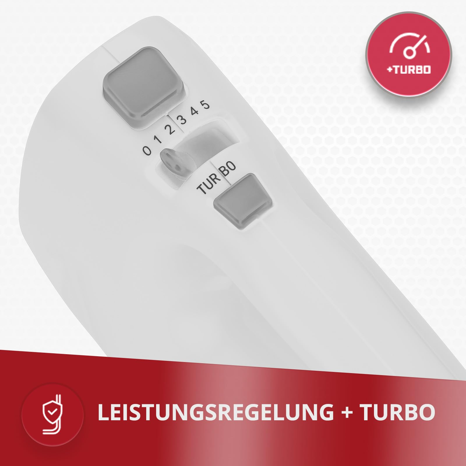 Nahaufnahme der Geschwindigkeitsregelung und Turbo-Taste eines weißen Mixers.