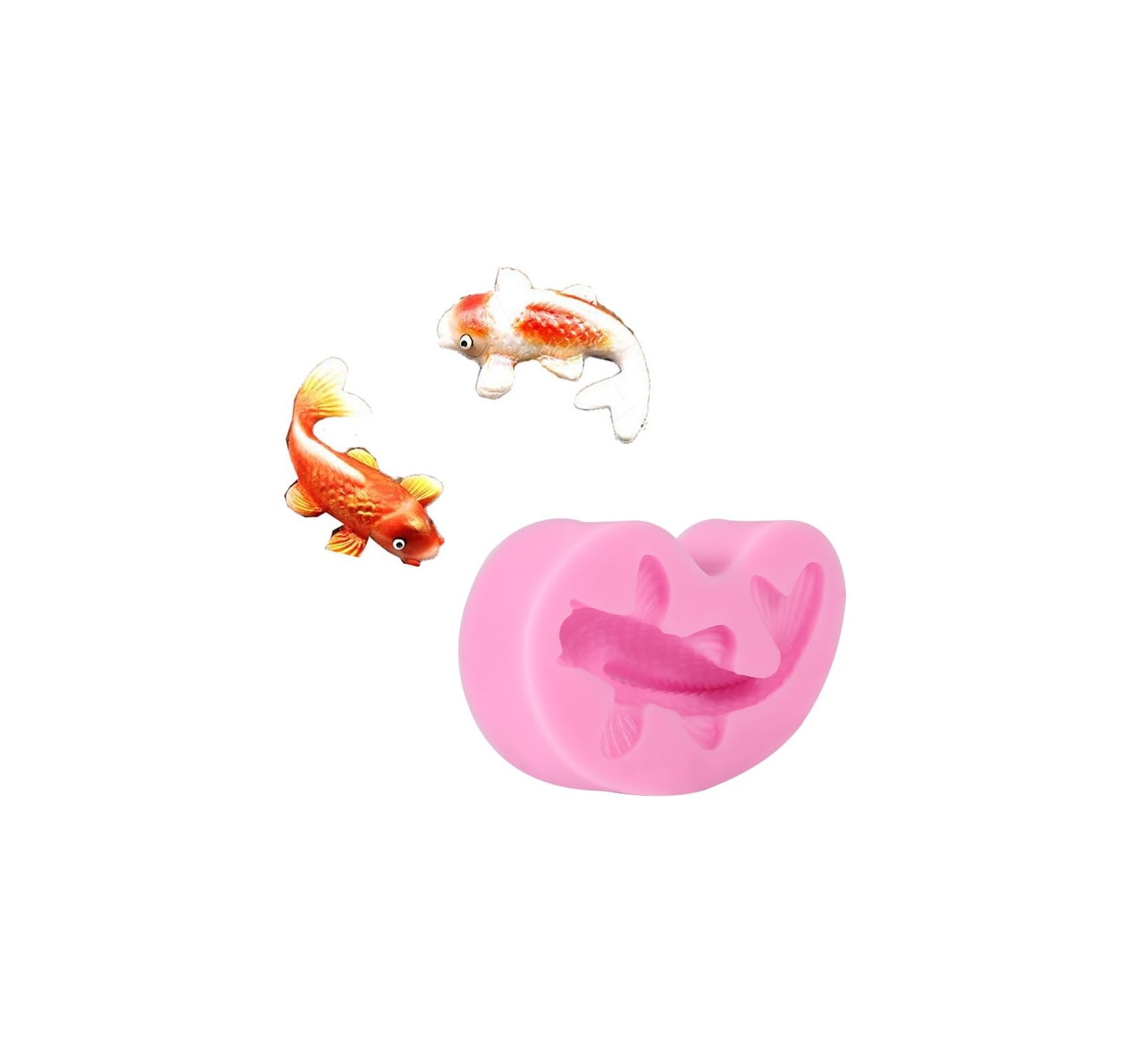 Zwei fertige farbige Fischfiguren und eine pinke Silikonform in Fischform auf weißem Hintergrund.