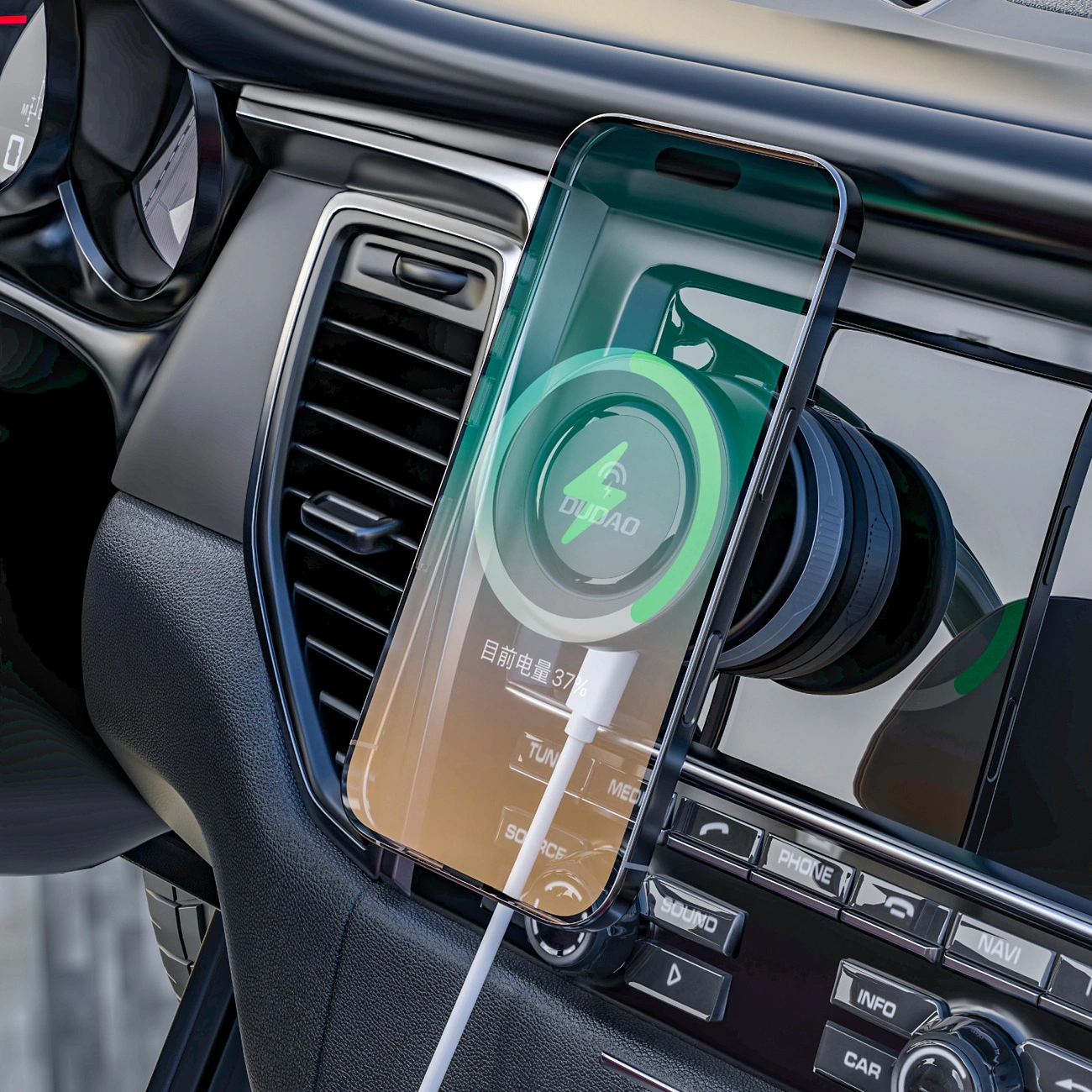 Uno smartphone che mostra un'animazione di ricarica wireless è montato su un supporto per auto.