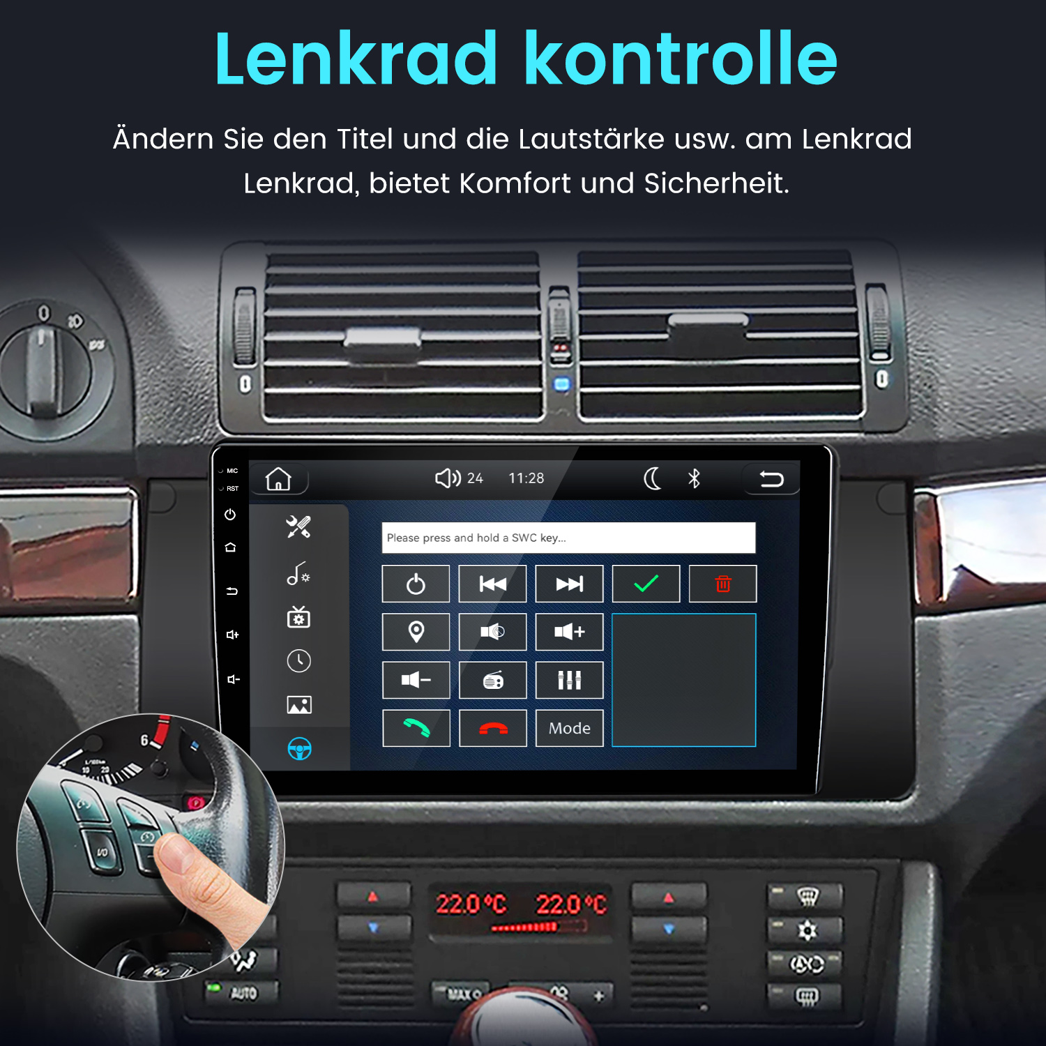 Ein Car-Display zeigt das Menü zur Lenkradsteuerung mit verschiedenen Tasten. Unten links drückt eine Hand eine Taste.