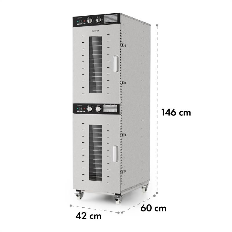 Silberner, doppelstöckiger Dörrautomat auf Rädern, 146 cm hoch, 42 cm breit und 60 cm tief vor weißem Hintergrund.