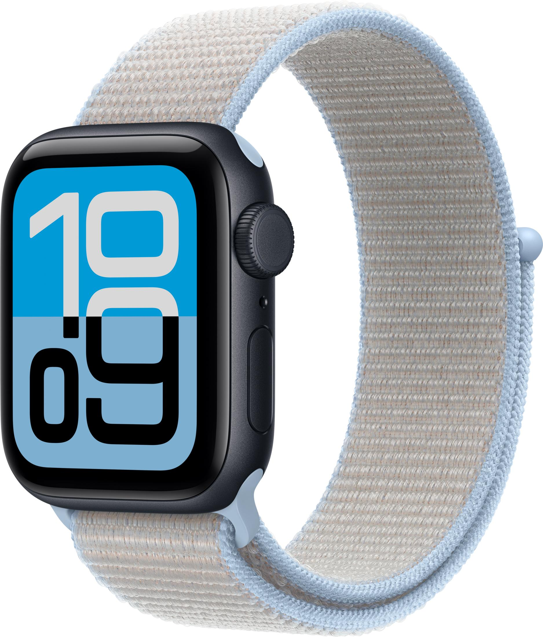 Un Apple Watch con cassa scura e cinturino in tessuto azzurro e beige mostra l'ora 10:09 sullo schermo.