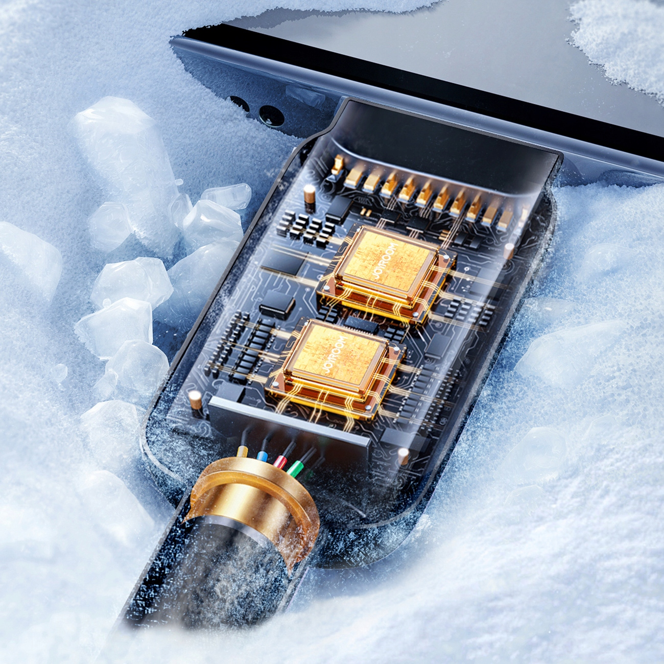 Un connettore USB trasparente con chip e fili visibili è posizionato su ghiaccio e neve.