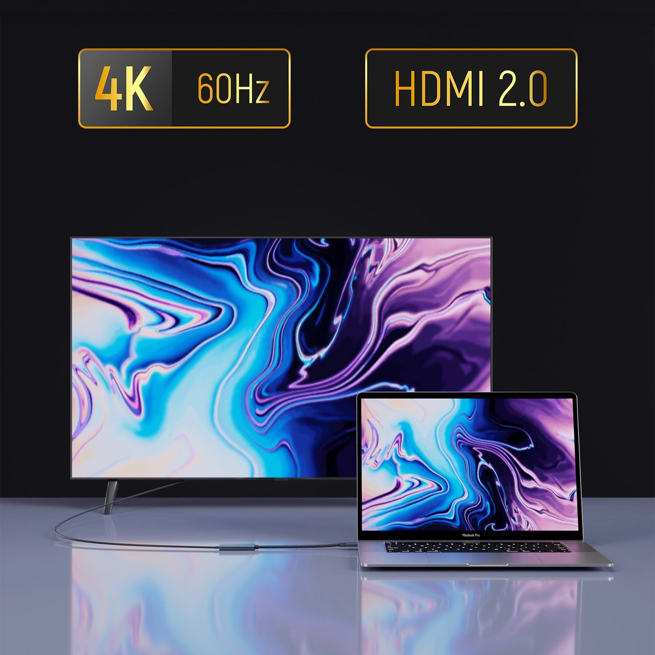 Laptop e TV mostrano un'immagine astratta blu-viola; testo 4K, 60Hz e HDMI 2.0 sopra.