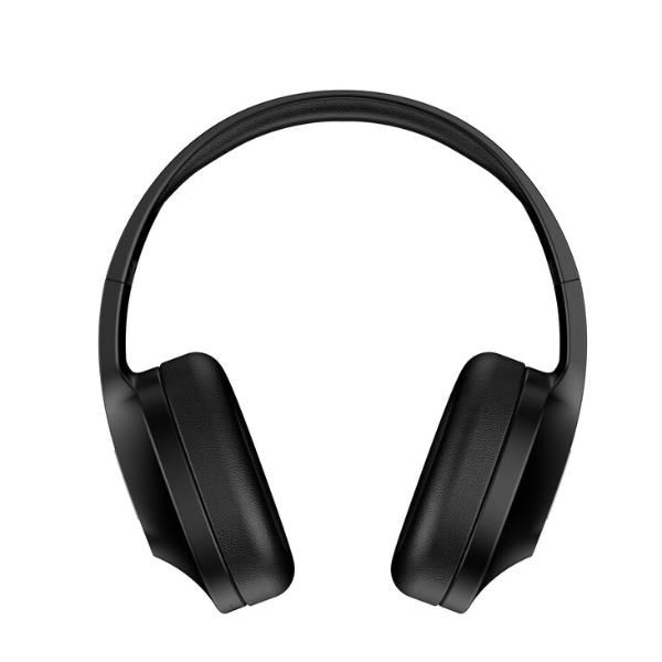 Schwarze Over-Ear-Kopfhörer mit gepolsterten Ohrmuscheln auf weißem Hintergrund.