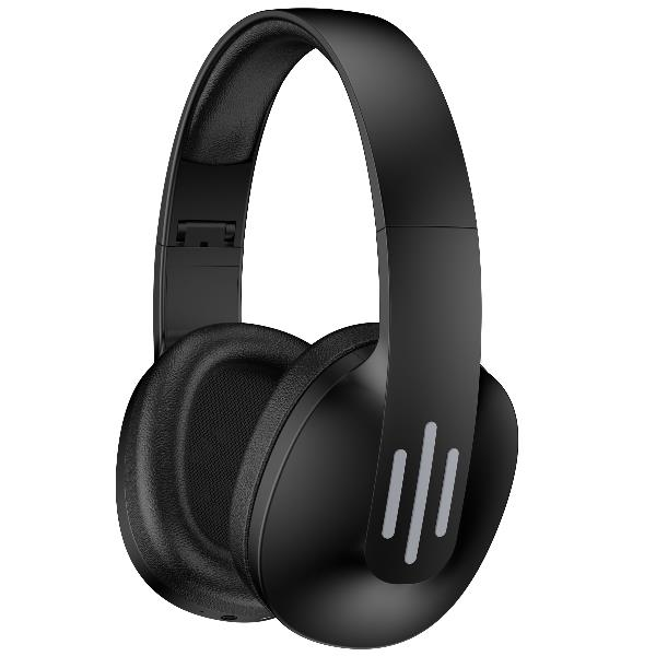 Schwarze Over-Ear-Kopfhörer mit gepolsterten Ohrmuscheln und einem dreistreifigen Logo auf der Seite.