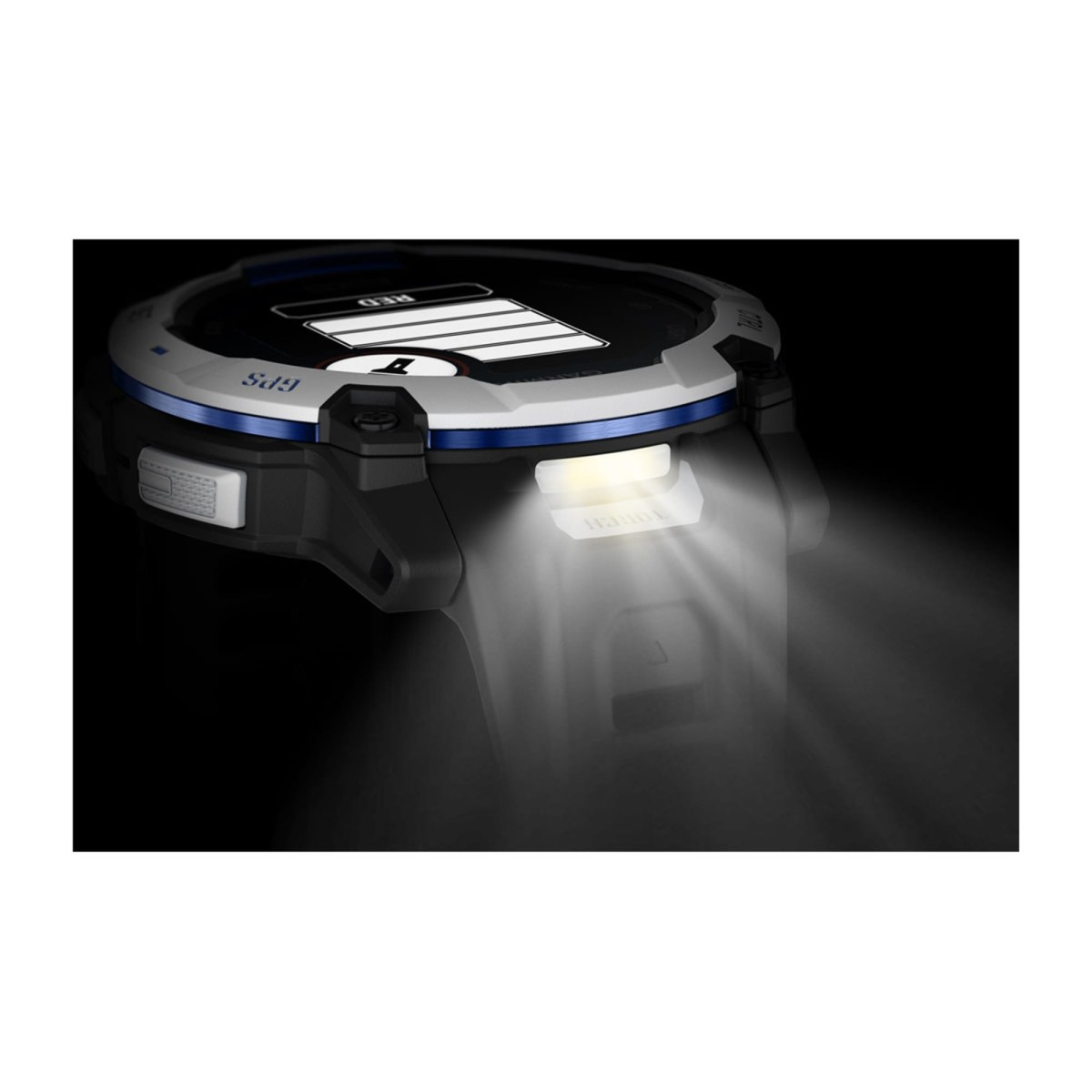 Uno smartwatch robusto con torcia LED integrata che illumina intensamente in avanti su sfondo nero.