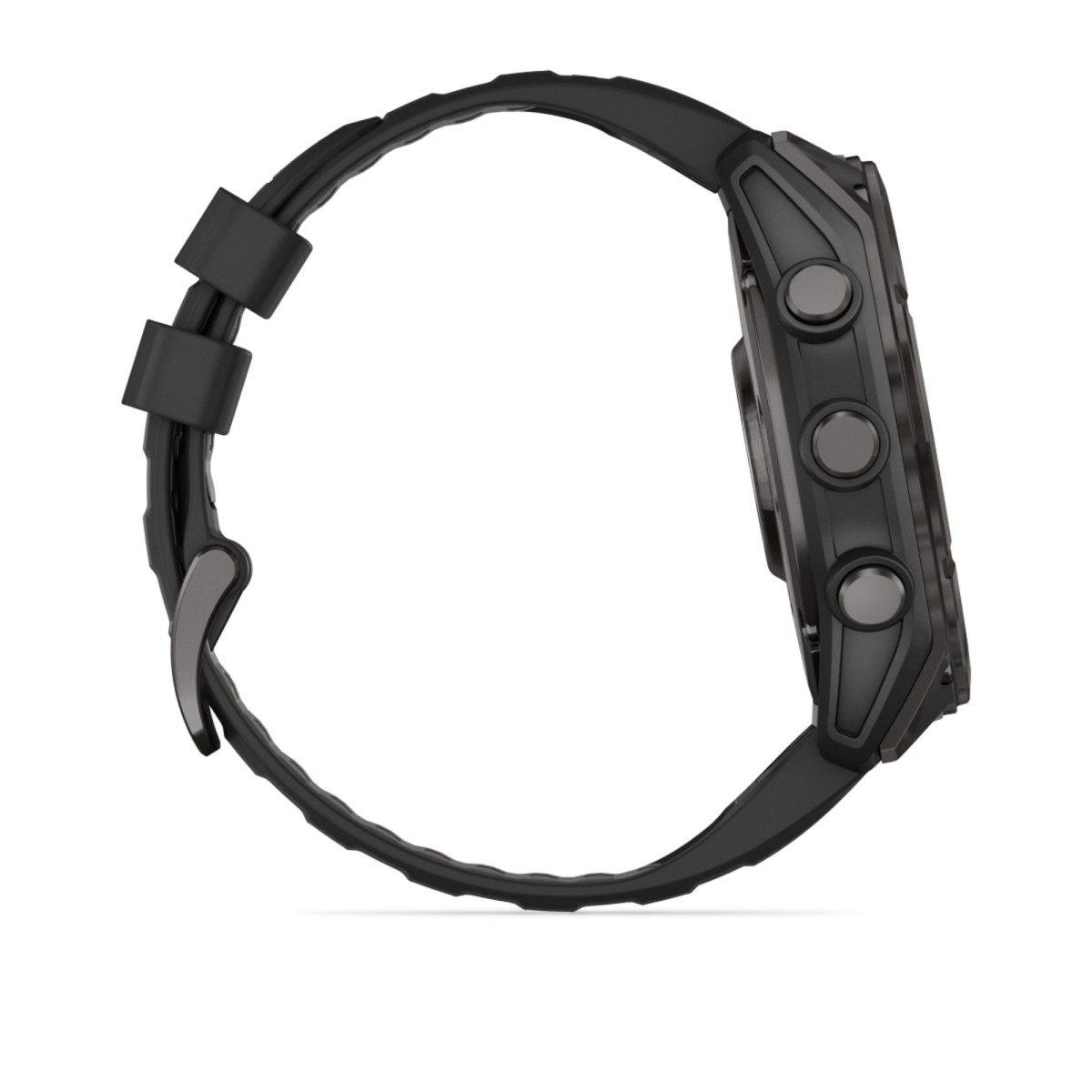 Vista laterale di un robusto smartwatch nero con pulsanti e cinturino in silicone su sfondo bianco.