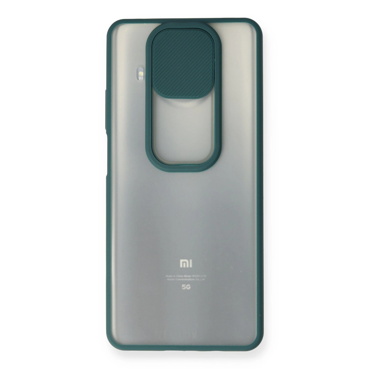 Beyaz arka plan üzerinde yarı şeffaf arkalığa ve kayar kamera kapağına sahip yeşil akıllı telefon kılıfı.