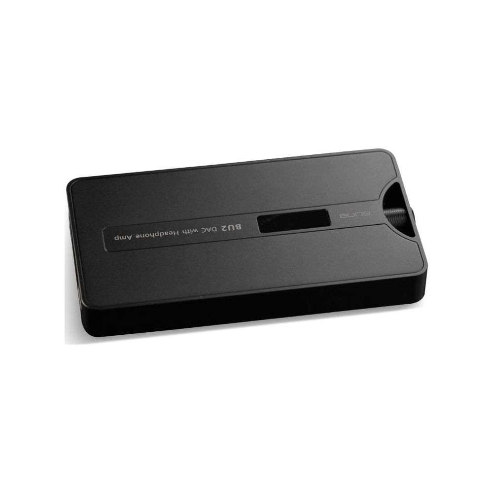 Un DAC y amplificador de auriculares BU2 negro sobre un fondo blanco.