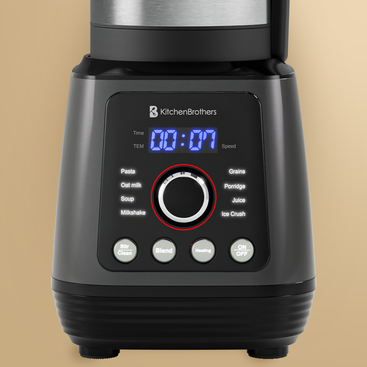 Nahaufnahme einer KitchenBrothers Mixerbasis mit Digitaldisplay, Preset-Tasten und Drehregler.