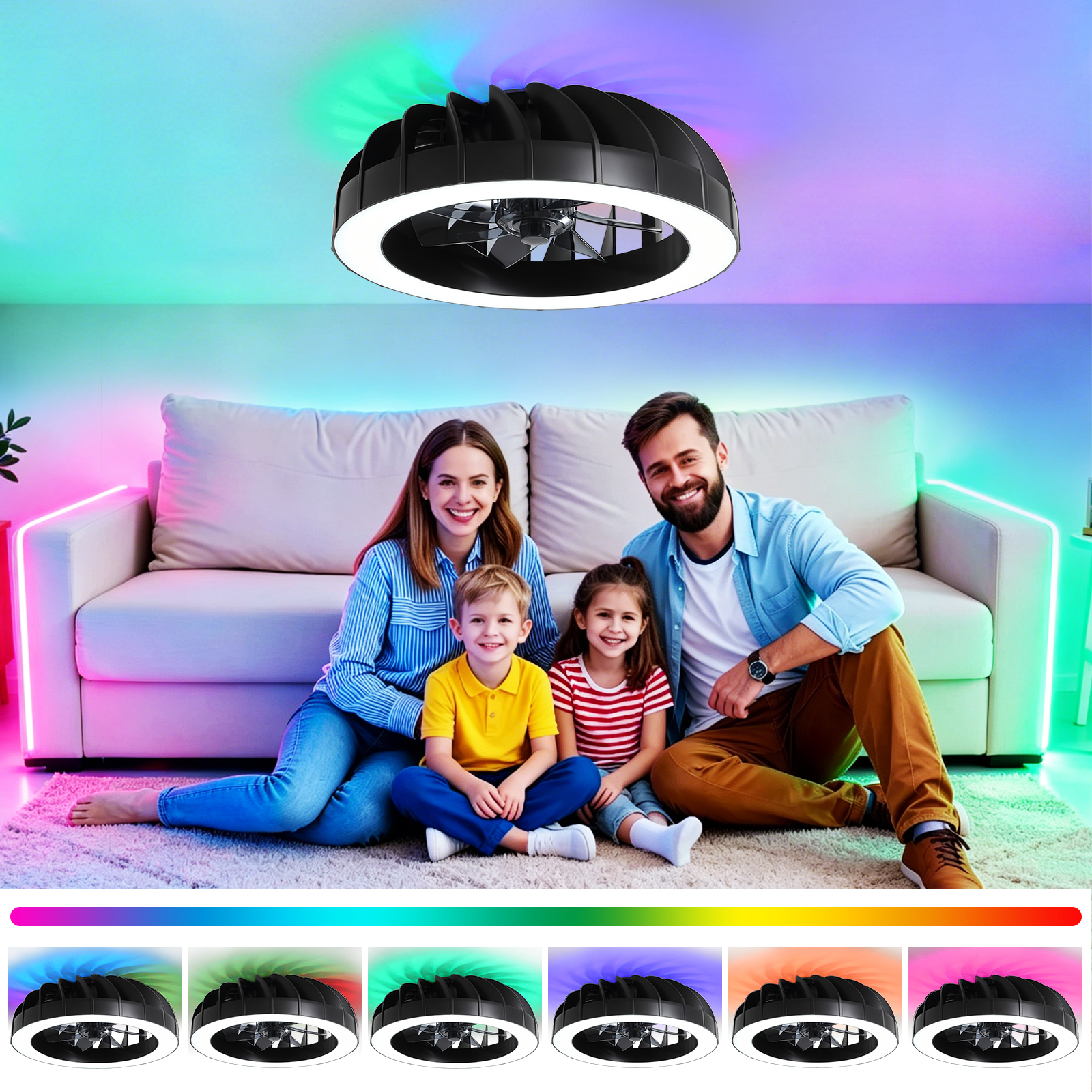 Eine Familie sitzt auf einem Teppich vor einem weißen Sofa unter einem modernen Deckenventilator mit bunten Lichtern.