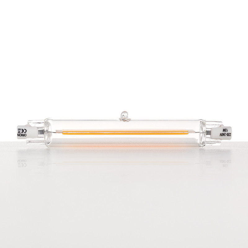 Klare R7s-LED-Lampe mit gelbem Filament auf weißem Untergrund.